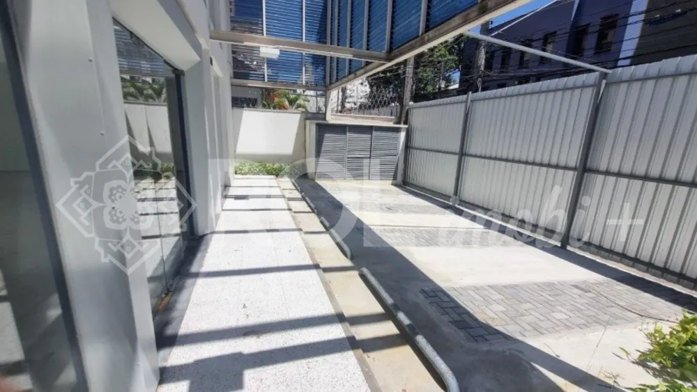 Prédio Inteiro - Foto 1