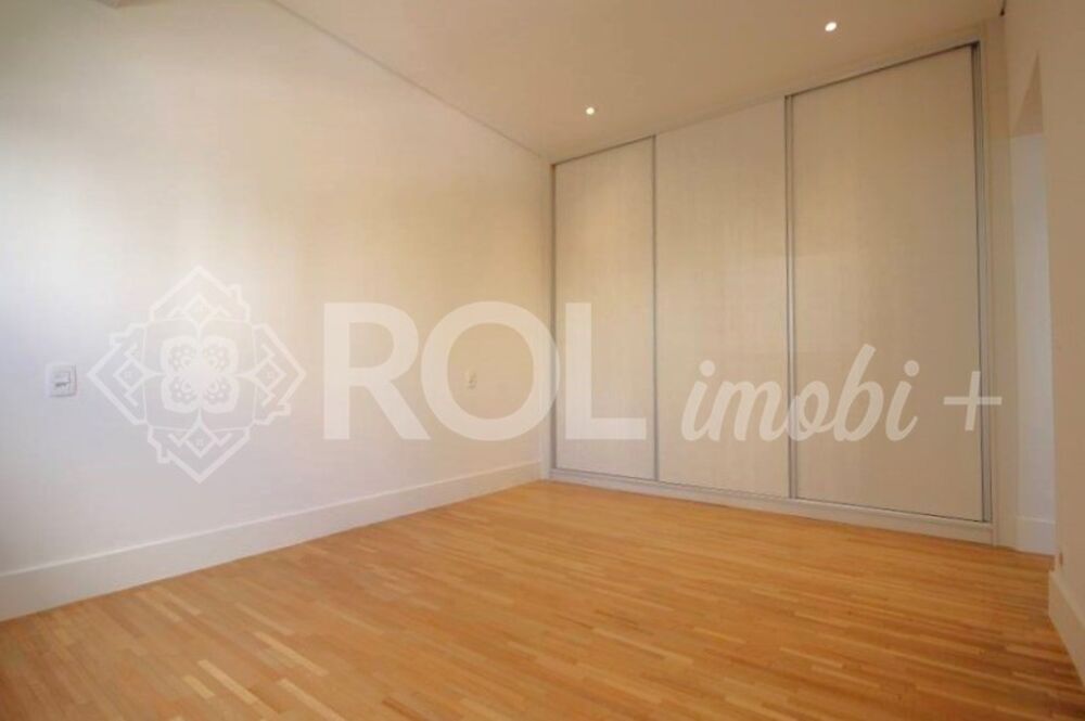 Apartamento, 3 quartos, 244 m² - Foto 2