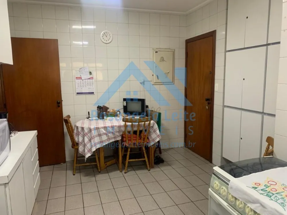 Apartamento, 3 quartos, 140 m² - Foto 10