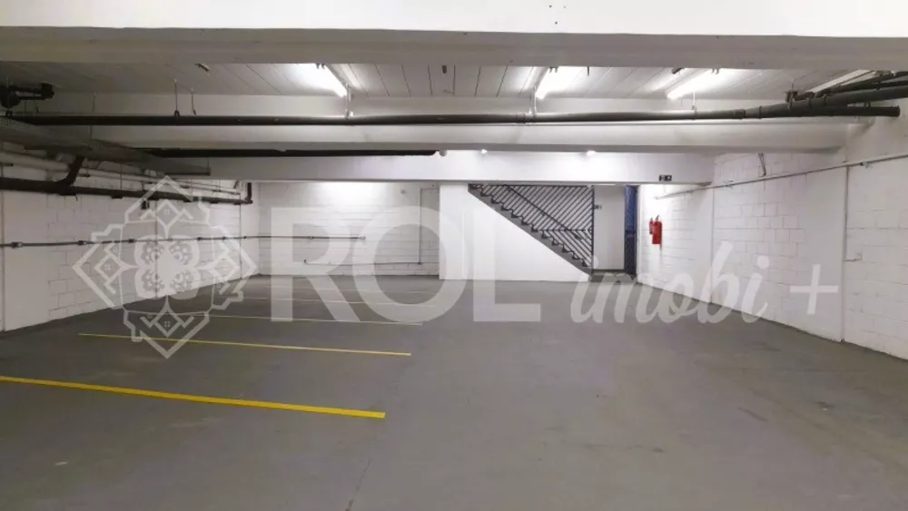 Prédio Inteiro para alugar com 3 quartos, 600m² - Foto 5