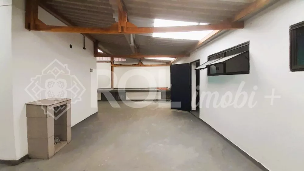 Prédio Inteiro para alugar com 3 quartos, 600m² - Foto 13