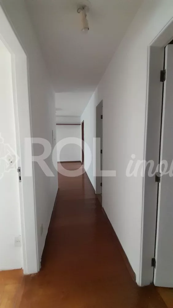 Apartamento para alugar com 3 quartos, 98m² - Foto 15