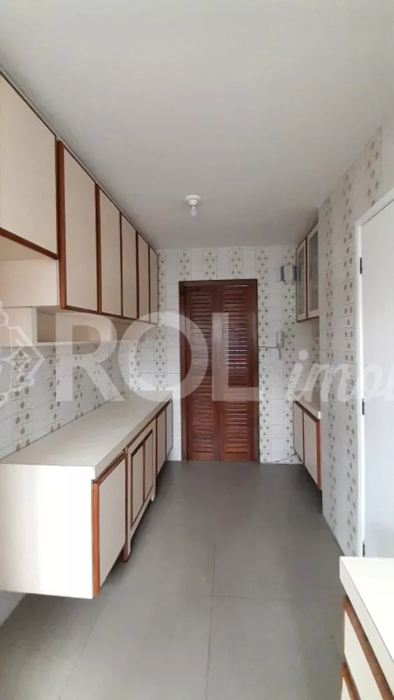 Apartamento para alugar com 3 quartos, 98m² - Foto 20