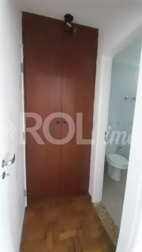 Apartamento para alugar com 3 quartos, 98m² - Foto 14