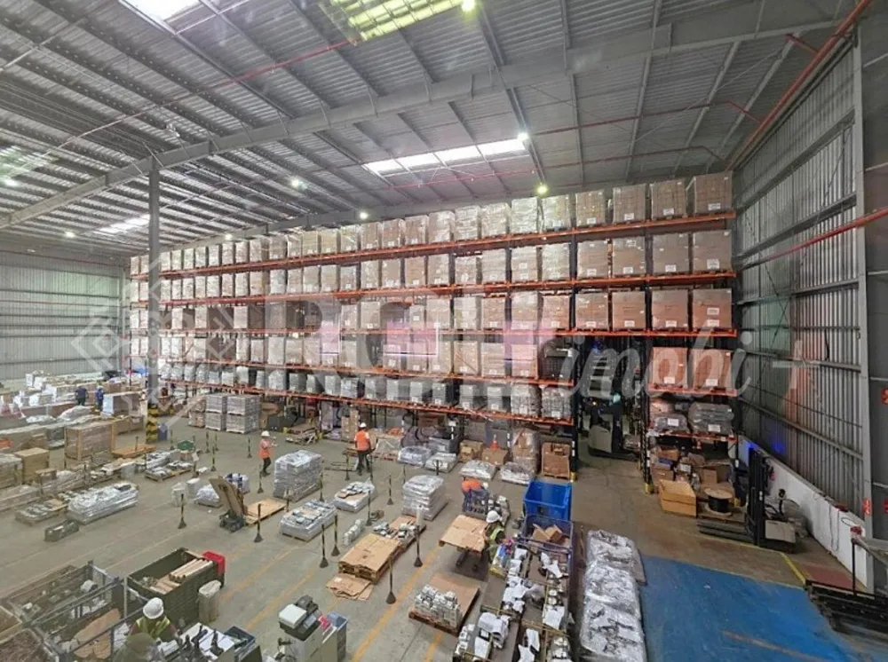 Depósito-Galpão, 7629 m² - Foto 1