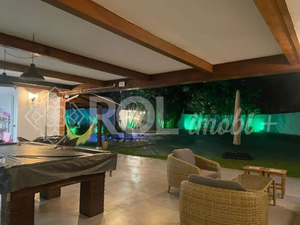 Casa, 4 quartos, 1302 m² - Foto 1