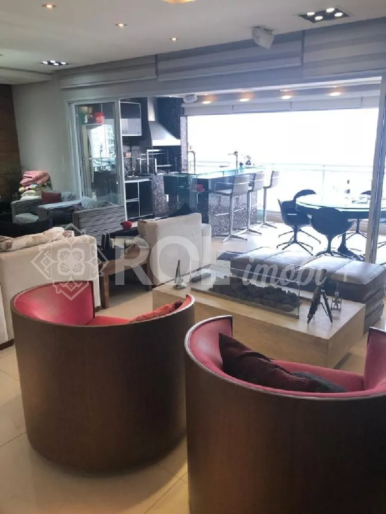 Apartamento, 3 quartos, 206 m² - Foto 1