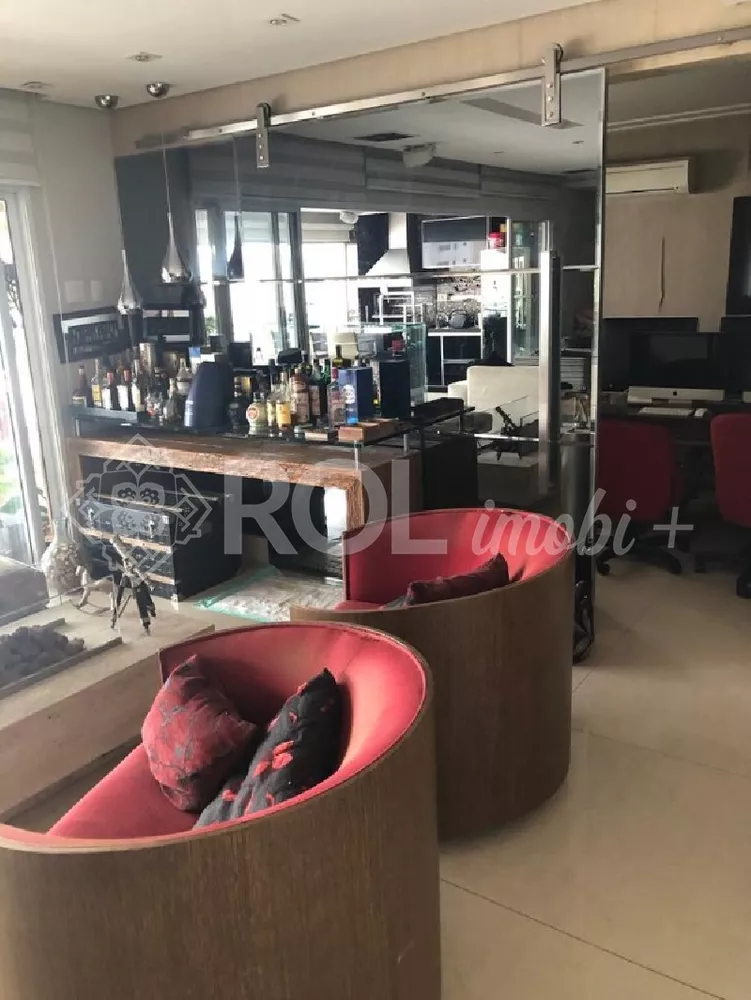 Apartamento, 3 quartos, 206 m² - Foto 2