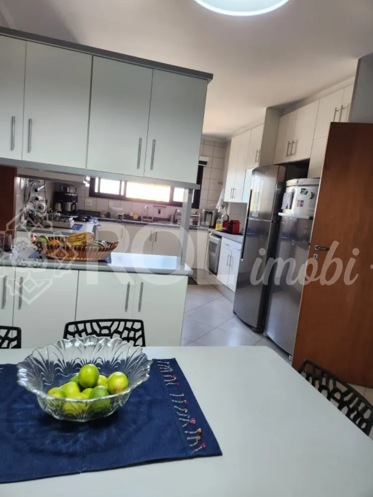 Apartamento, 3 quartos, 246 m² - Foto 4