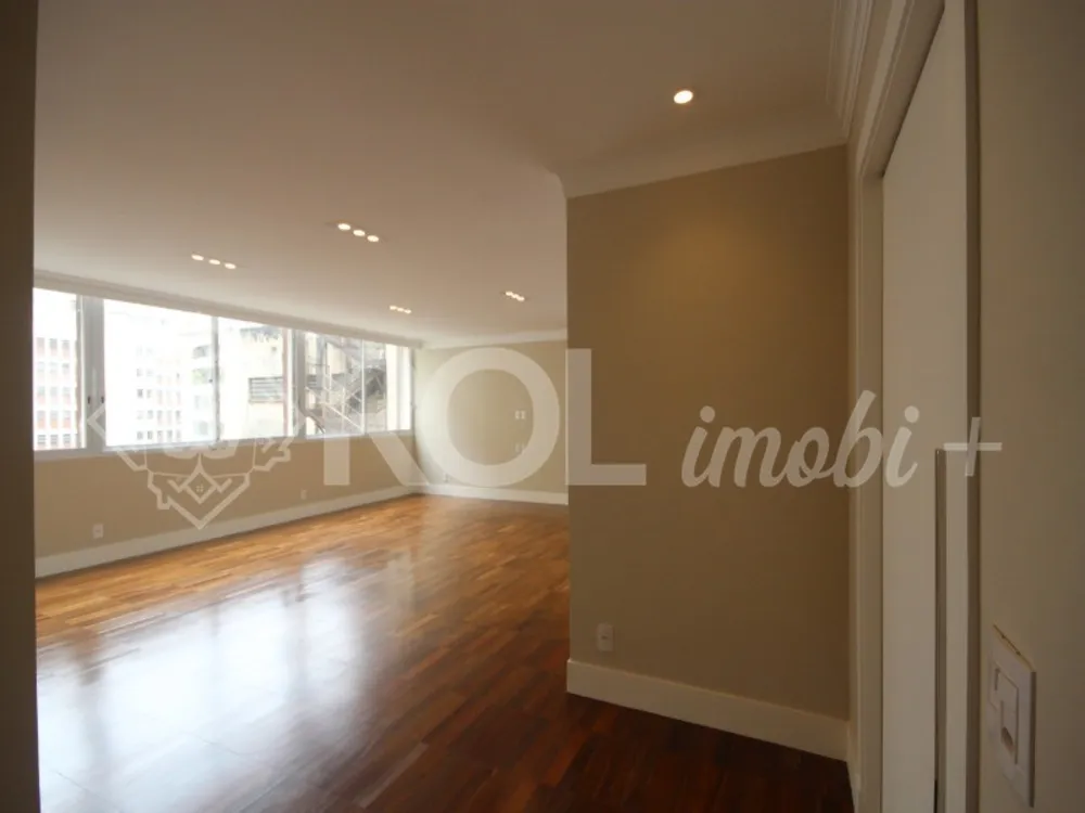 Apartamento, 3 quartos, 210 m² - Foto 1