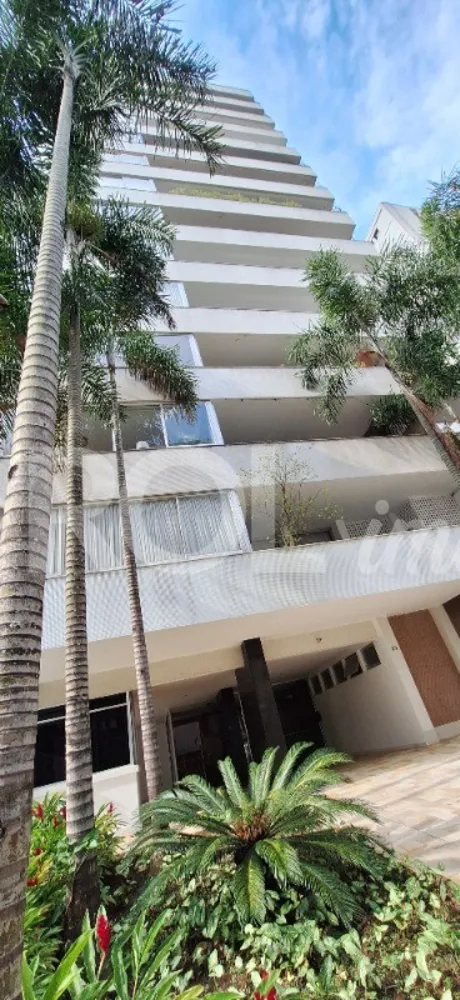 Apartamento, 3 quartos, 270 m² - Foto 1