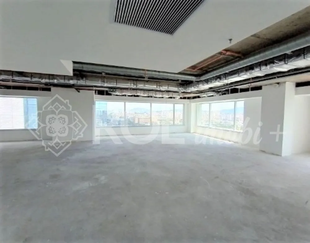 Sala-Conjunto, 900 m² - Foto 1