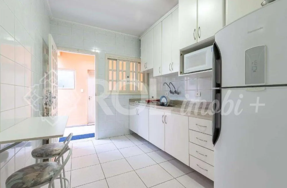 Casa, 4 quartos, 220 m² - Foto 1