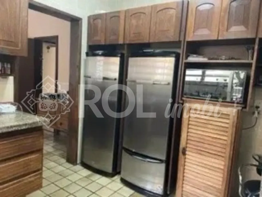 Casa, 4 quartos, 250 m² - Foto 11