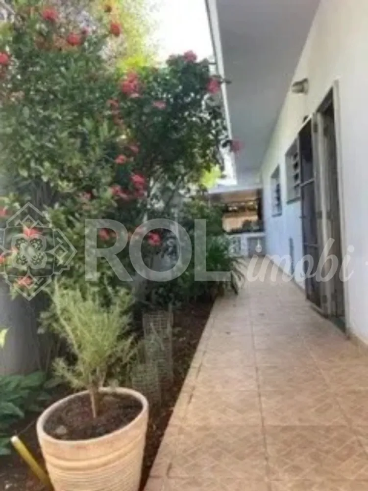 Casa, 4 quartos, 250 m² - Foto 9
