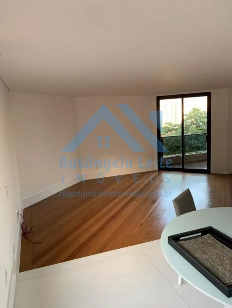 Apartamento, 4 quartos, 212 m² - Foto 2