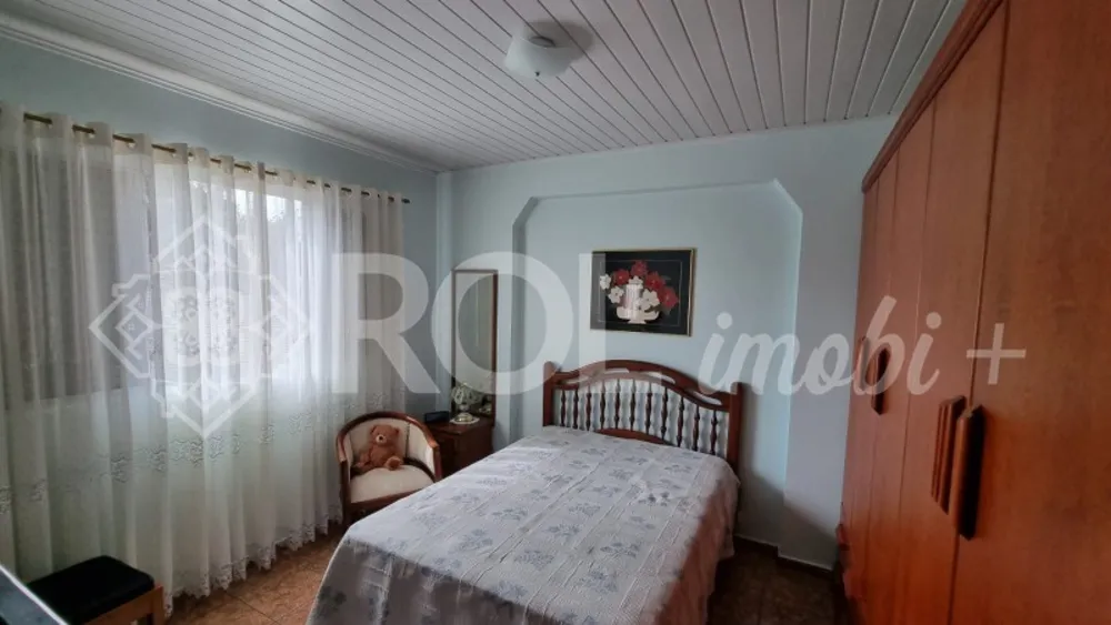 Casa, 3 quartos, 141 m² - Foto 1