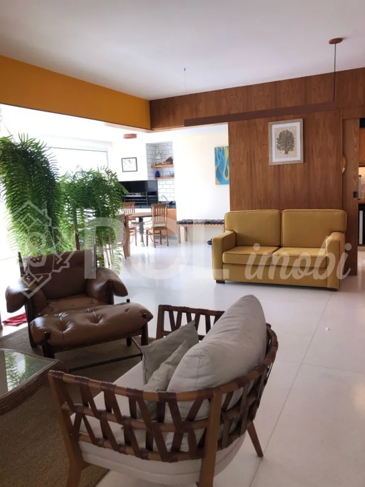 Apartamento, 3 quartos, 162 m² - Foto 1