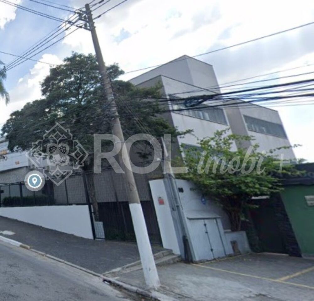 Prédio Inteiro para alugar com 13 quartos, 463m² - Foto 1