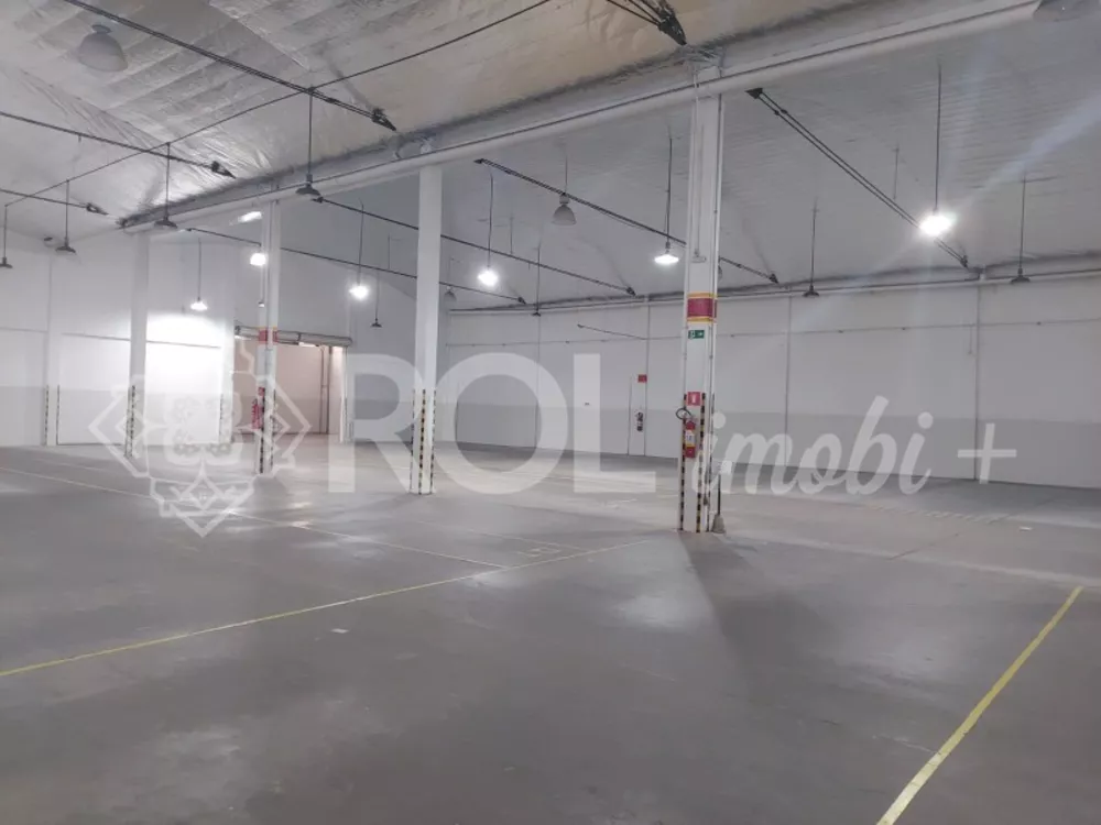 Depósito-Galpão-Armazém para alugar, 2324m² - Foto 3