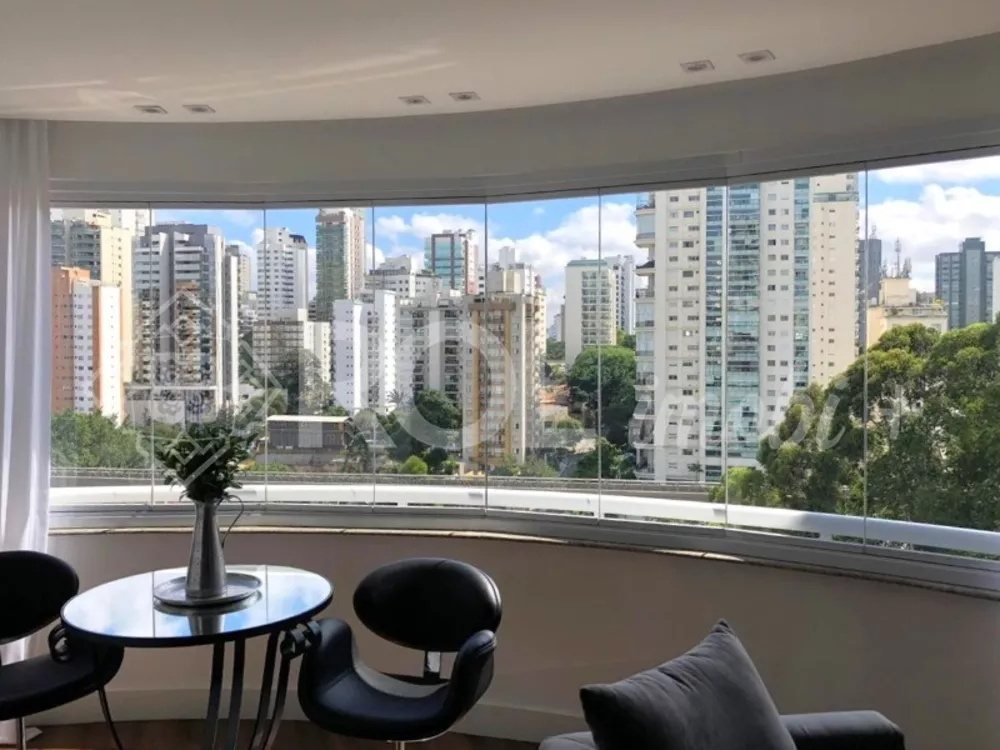 Apartamento à venda com 2 quartos, 116m² - Foto 1