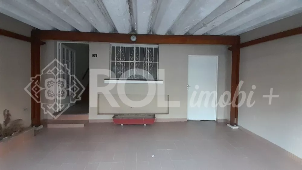 Casa à venda com 3 quartos, 100m² - Foto 1