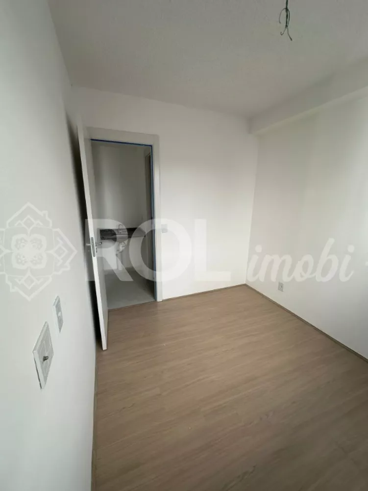 Apartamento à venda com 2 quartos, 38m² - Foto 4