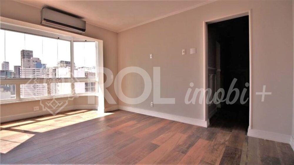 Cobertura à venda e aluguel com 3 quartos, 250m² - Foto 13