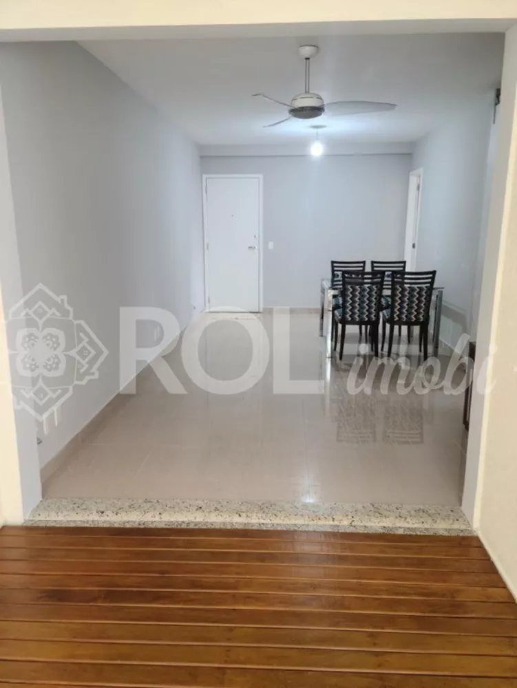 Apartamento à venda com 2 quartos, 66m² - Foto 3