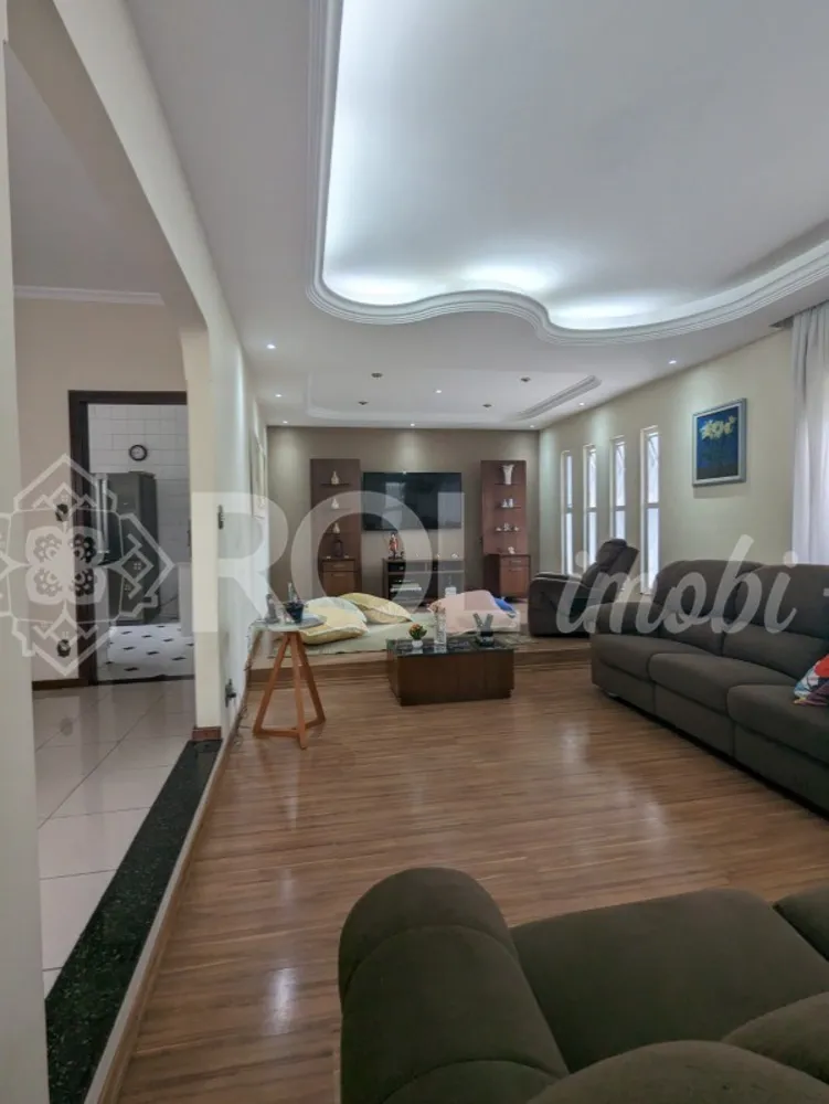 Casa, 3 quartos, 450 m² - Foto 1