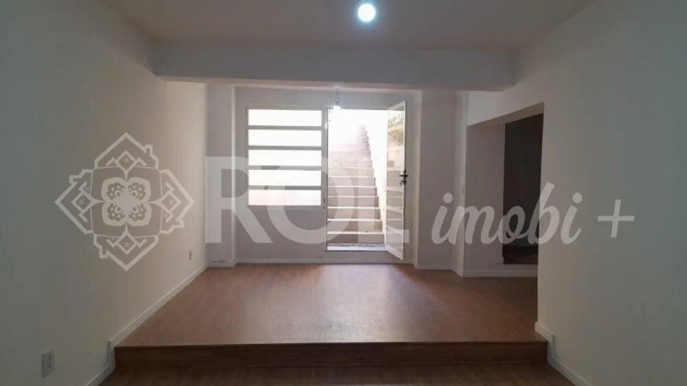 Casa, 1 quarto, 130 m² - Foto 1