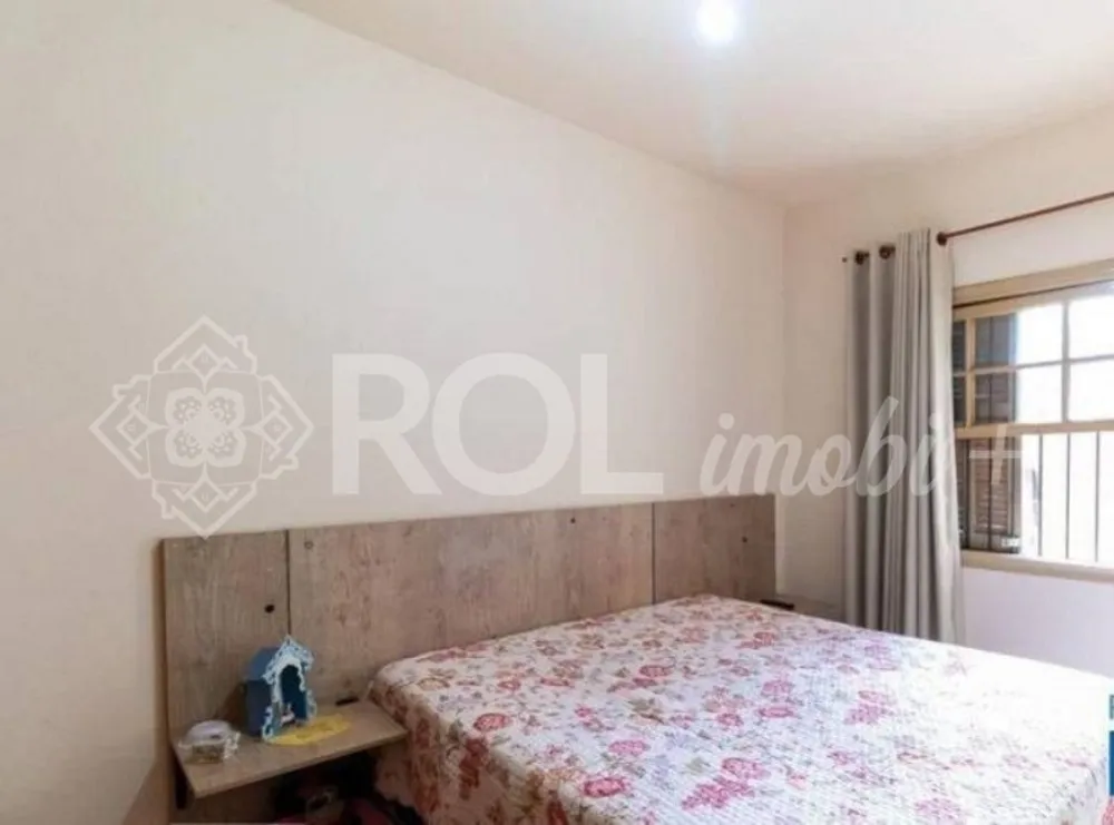Casa, 2 quartos, 200 m² - Foto 1