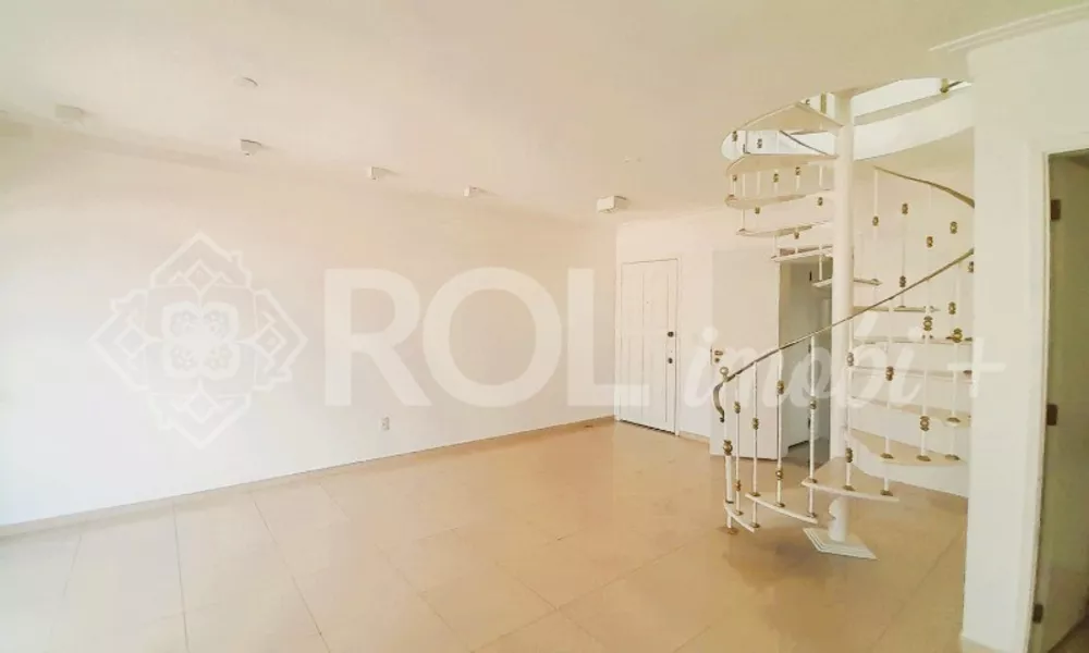 Cobertura para alugar com 3 quartos, 180m² - Foto 2