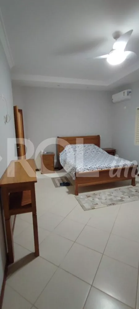 Casa à venda com 3 quartos, 219m² - Foto 13