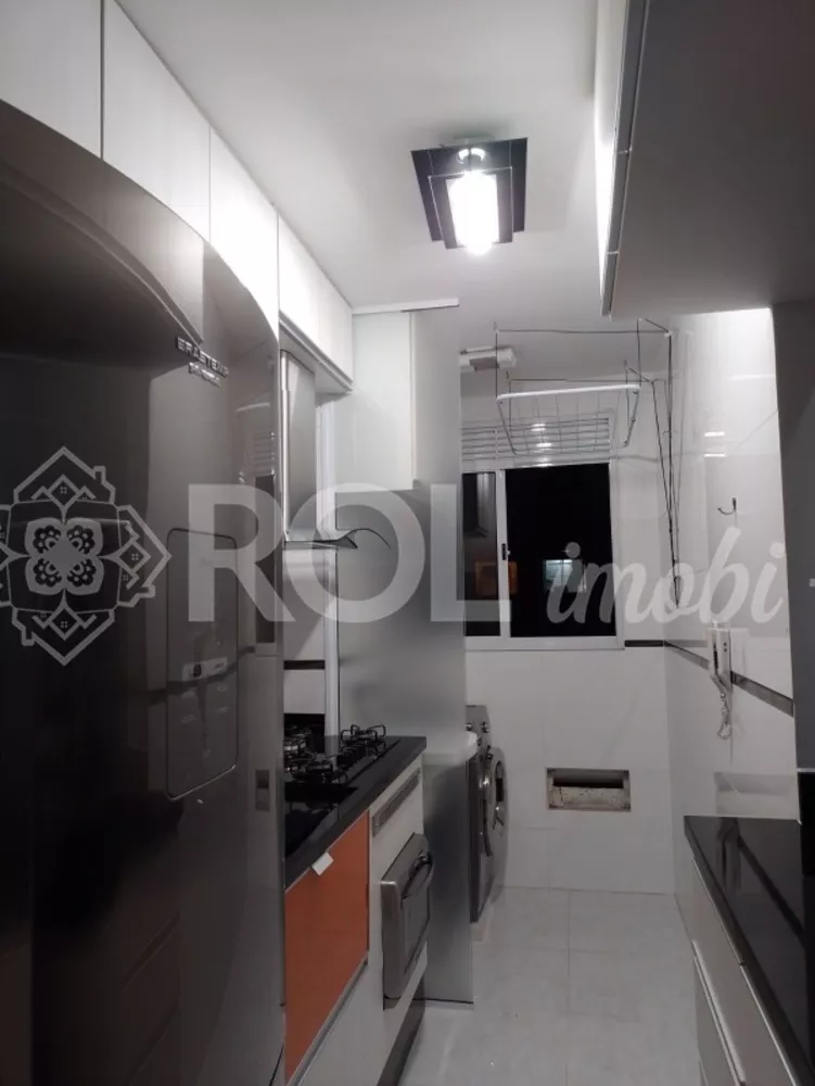 Apartamento à venda com 2 quartos, 42m² - Foto 4