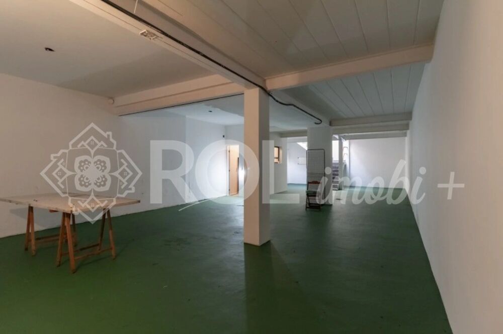 Prédio Inteiro para alugar, 240m² - Foto 3