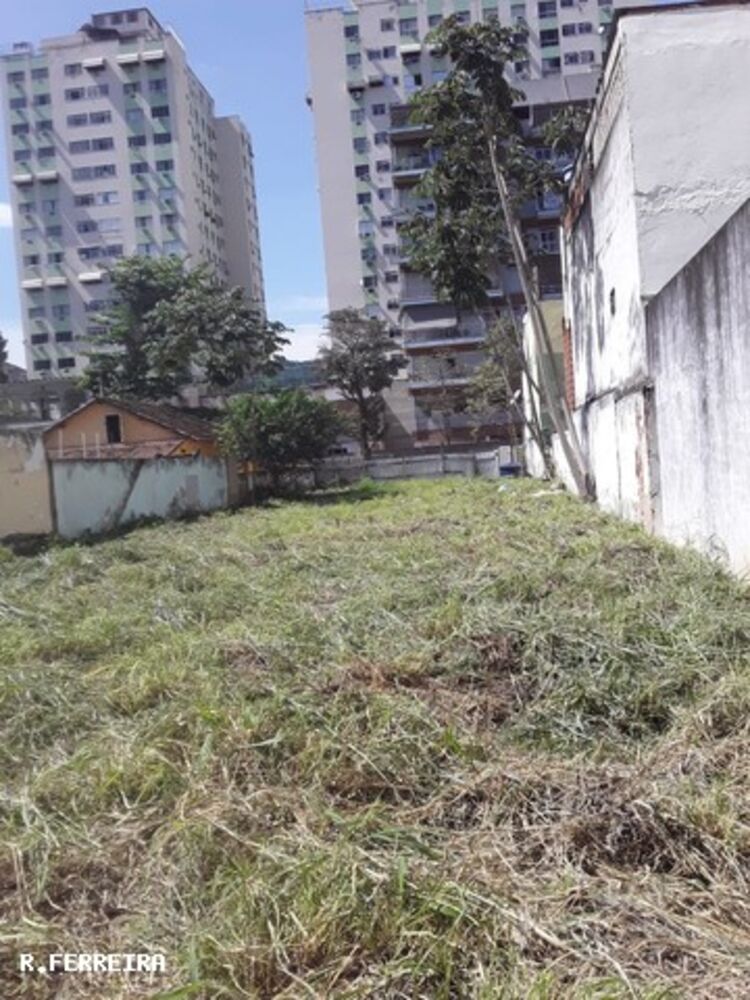 Terreno à venda, 732m² - Foto 1