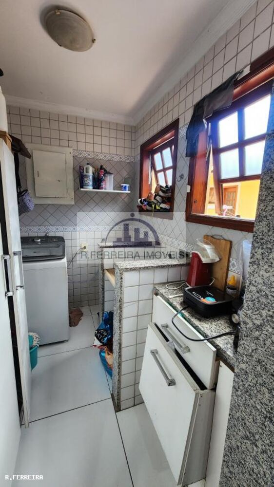 Casa de Condomínio à venda com 4 quartos, 270m² - Foto 3