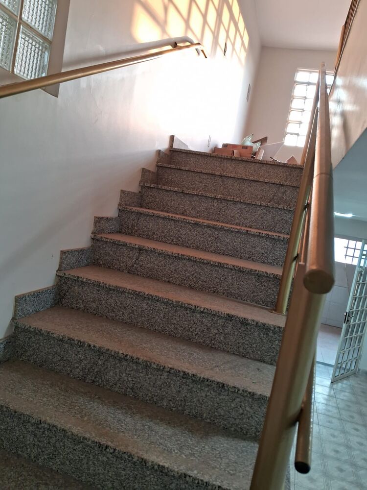 Casa à venda e aluguel com 4 quartos, 150m² - Foto 7
