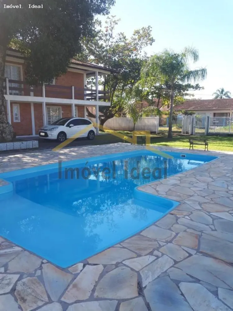 Sobrado, 8 quartos, 395 m² - Foto 1