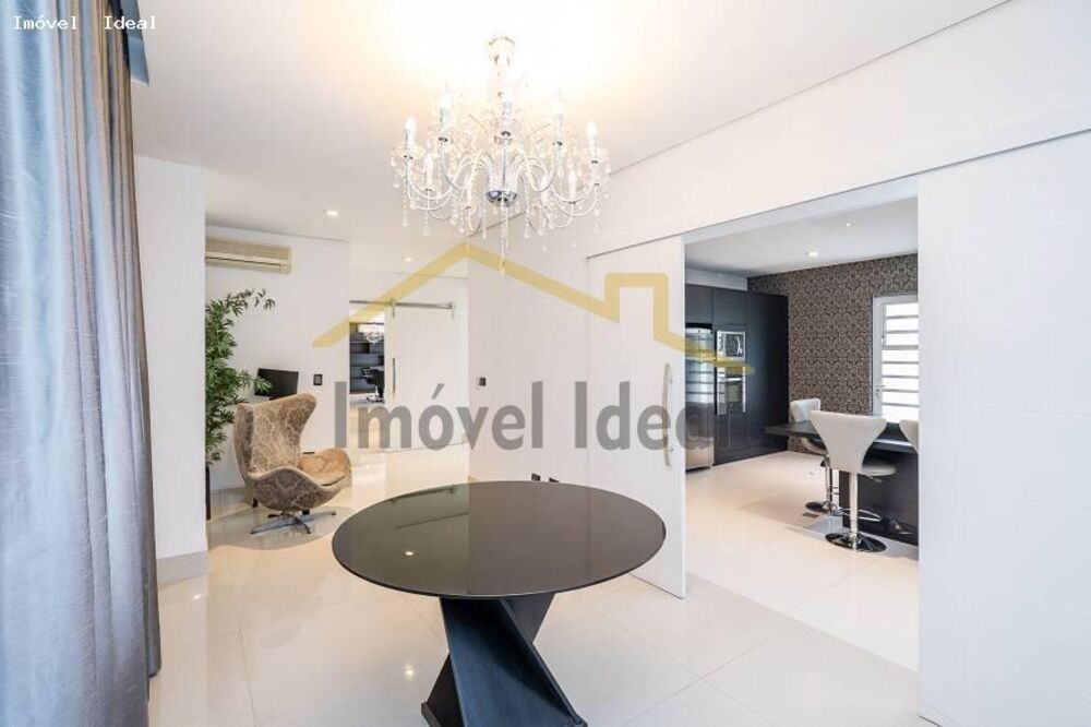 Casa, 4 quartos, 751 m² - Foto 1