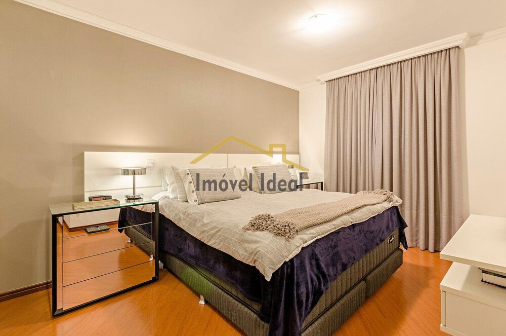 Apartamento à venda com 3 quartos, 150m² - Foto 3