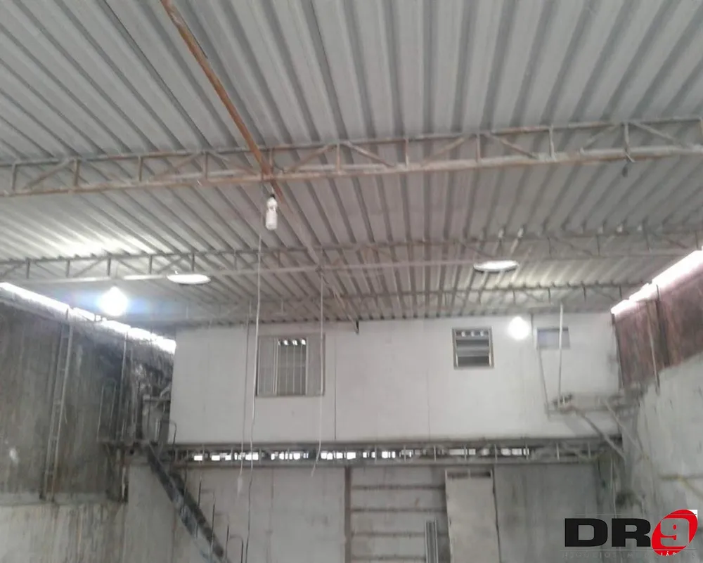 Depósito-Galpão, 209 m² - Foto 1