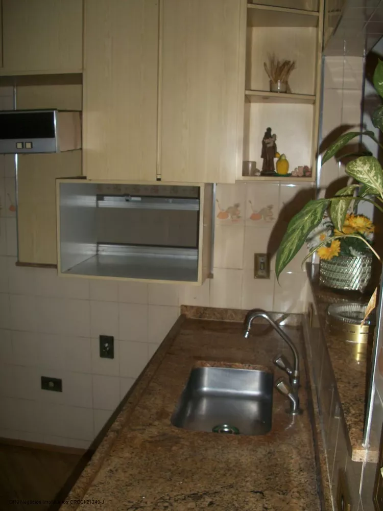 Apartamento à venda com 1 quarto, 70m² - Foto 4