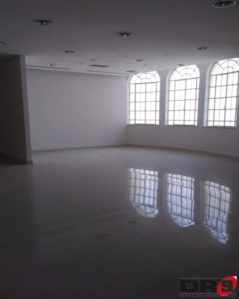 Sala-Conjunto, 1200 m² - Foto 8