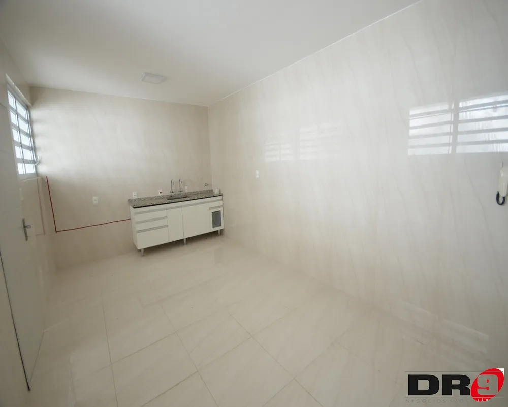 Casa, 3 quartos, 210 m² - Foto 11