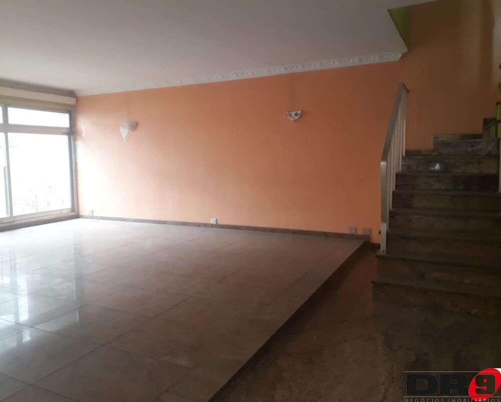 Casa, 4 quartos, 235 m² - Foto 9