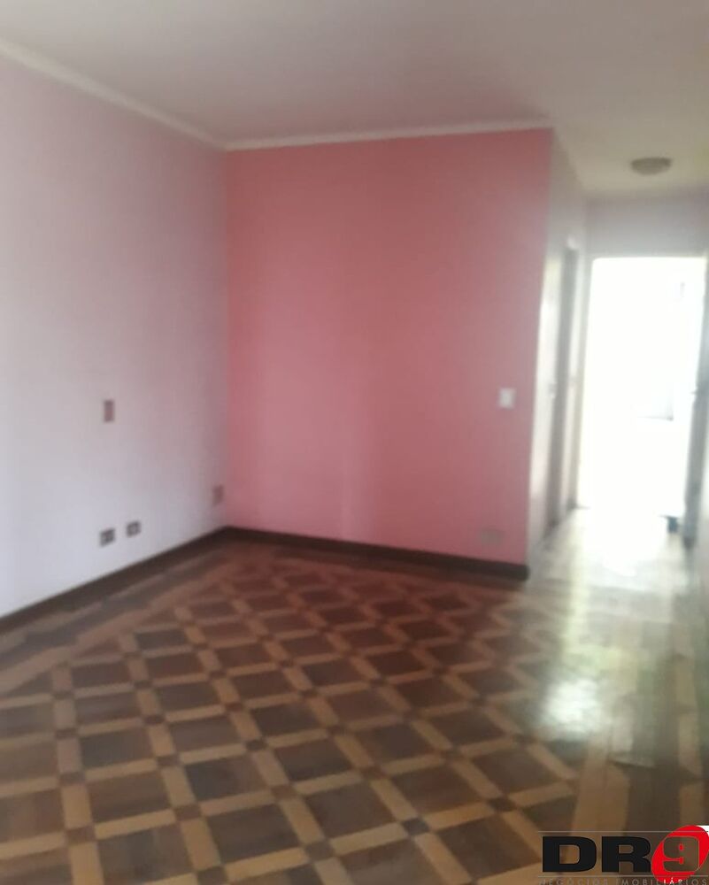 Casa, 4 quartos, 235 m² - Foto 2