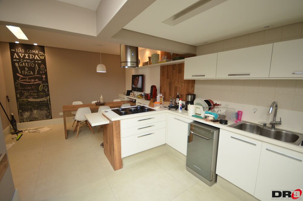 Casa, 4 quartos, 250 m² - Foto 3