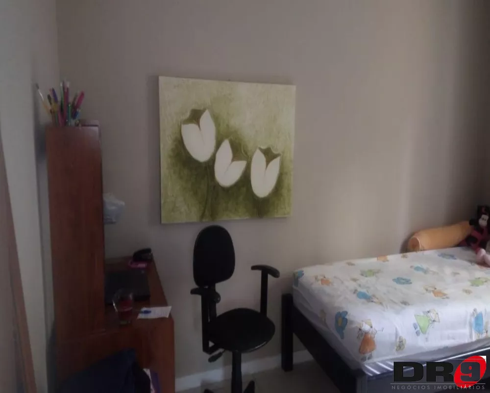 Apartamento à venda com 2 quartos, 60m² - Foto 4